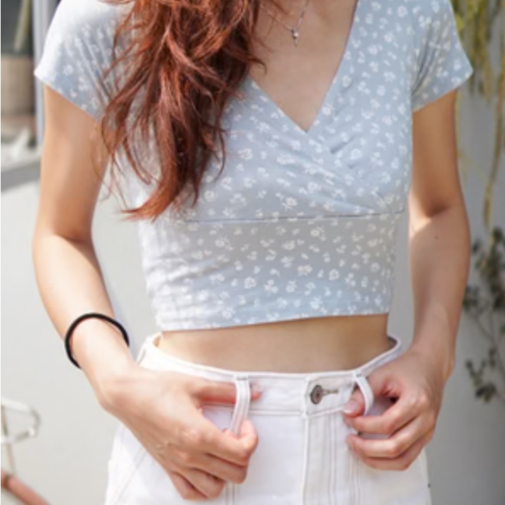 Brandy Melville Light Blue Floral Top